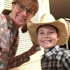 Meet your Posher, Kim